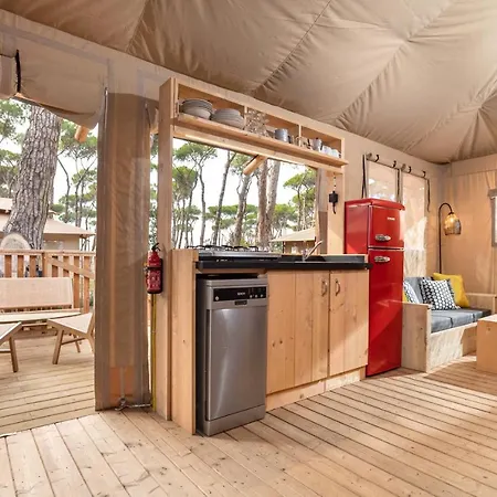 Vawidi Roma Luxury tent