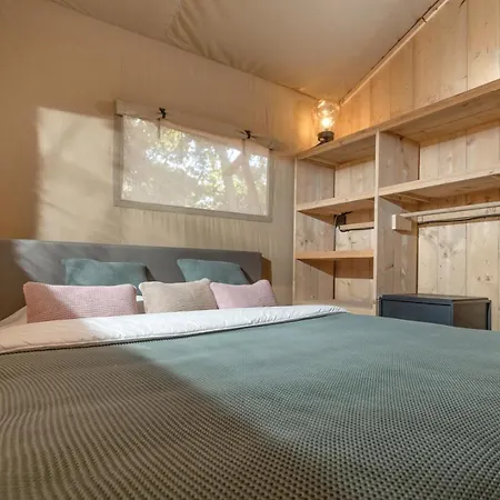 Luxury tent Vawidi Roma *